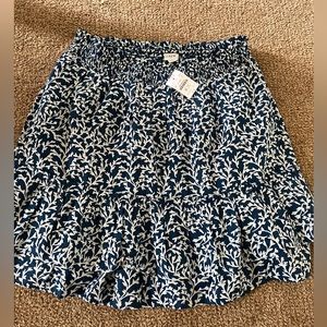 J Crew elastic waist tiered mini skirt blue & white brand new with tags. Large